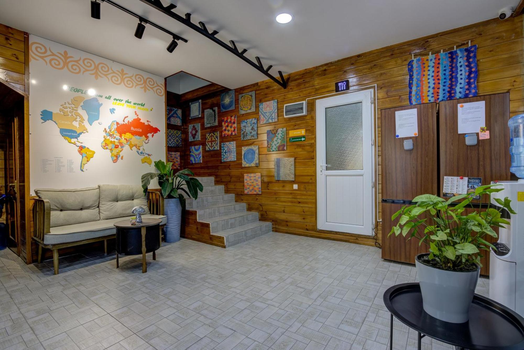 People Hostel & Coworking Biškek Exteriér fotografie