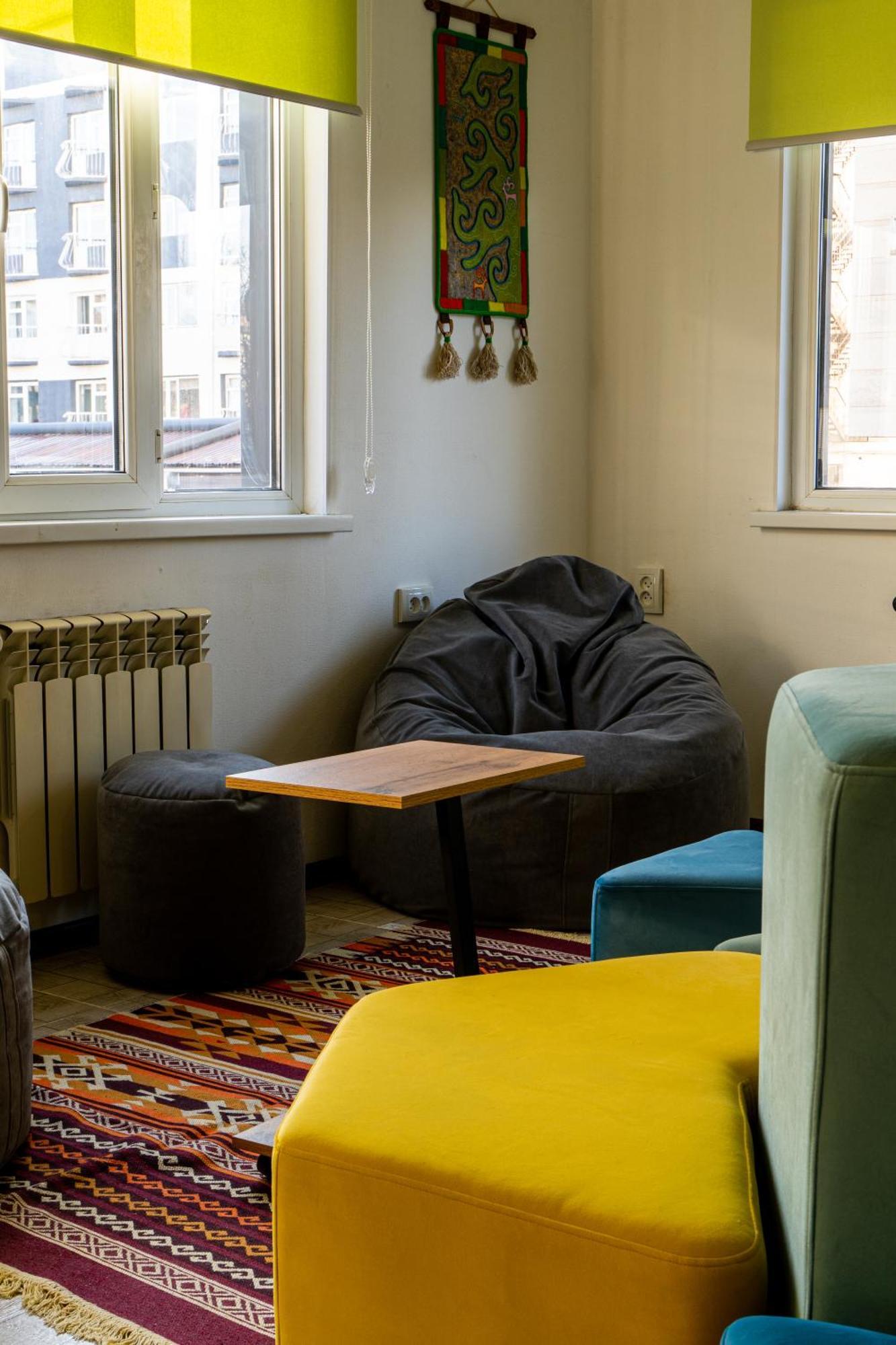 People Hostel & Coworking Biškek Exteriér fotografie